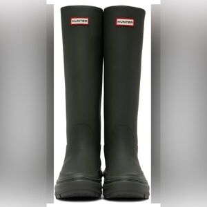 Brand New Hunter boots size women’s 9
Hunter x Killing Eve sold out Olive